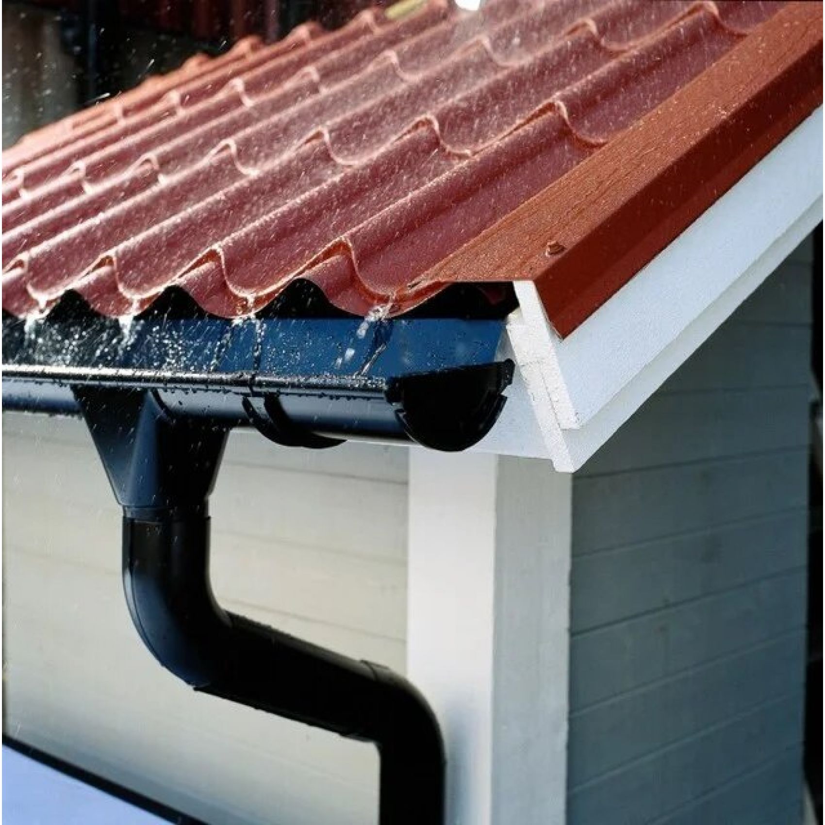 Установка водостока для крыши