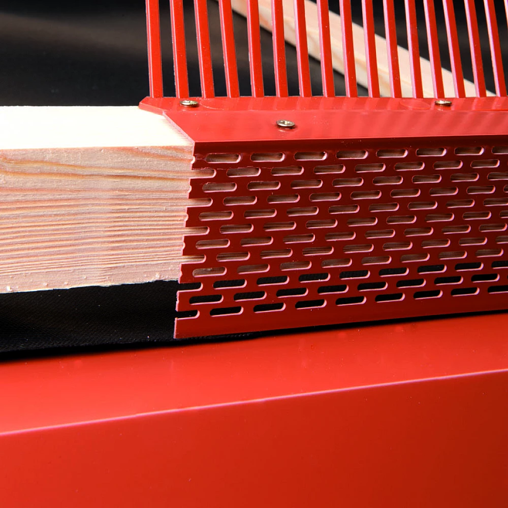 Вентиляційна стрічка звису