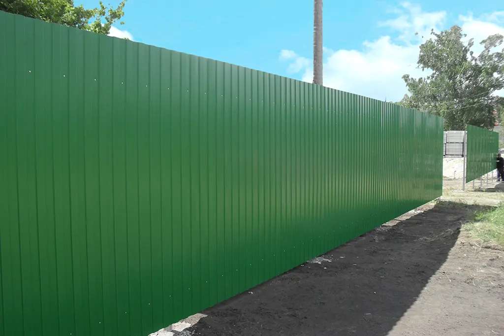 металопрофіль для огорожі