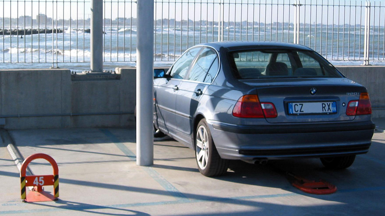 Паркувальний барєр